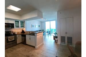 1723 Sw 2nd Ave 805, Miami