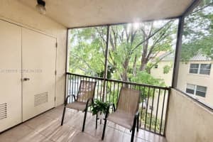 B, 8323 Lake Dr APT 402, Doral, FL 33166, - MLS#A11997518