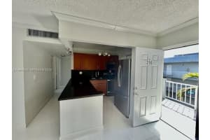 1725 W 60th St APT F316, Hialeah, FL 33012, - MLS#A11997526