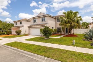 317 SW 191st Terrace, Pembroke Pines, FL 33029, - MLS#A11997557
