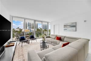 1 Collins Ave Unit 402, Miami Beach, FL 33139, - MLS#A11997589