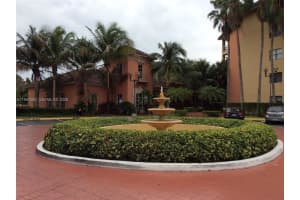 B, 8353 Lake Dr APT 301, Doral, FL 33166, - MLS#A11997592