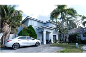 18499 Nw 52nd Path Miami Gardens, FL 33055 - MLS#A11997606