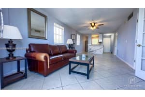 1731 Se 15th St 315 Fort Lauderdale, FL 33316 - MLS#A11997620