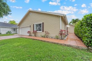 14912 Sw 143rd Ct 14912, Miami