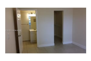 438 NE 210th Cir Terrace Apt 103-4b, Miami, FL 33179, - MLS#A11997625