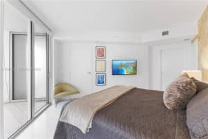 1300 Brickell Bay Dr APT 1010, Miami, FL 33131, - MLS#A11997646