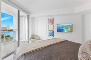 1300 Brickell Bay Dr APT 1010, Miami, FL 33131, - MLS#A11997646