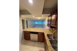 100 Lakeview Dr APT 115, Weston, FL 33326, - MLS#A11997654