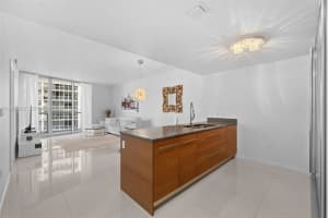 475 Brickell Ave APT 3711, Miami, FL 33131, - MLS#A11997678