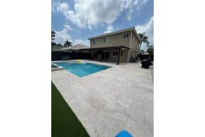 15454 Sw 143rd Ter, Miami
