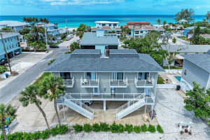3400 6th Ave APT 6, Holmes Beach, FL 34217, - MLS#A11997780
