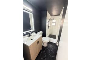 1111 N Victoria Park Rd 1-4 Fort Lauderdale, FL 33304 - MLS#A11997781