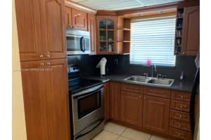 9357 Fontainebleau Blvd APT D303, Miami, FL 33172, - MLS#A11997791