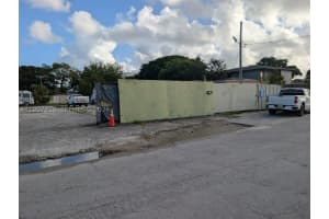 3175 Nw 75th Street Miami, FL 33147 - MLS#A11997826