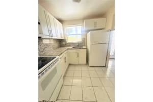 8200 Sunrise Lakes Blvd APT 207, Sunrise, FL 33322, - MLS#A11997829