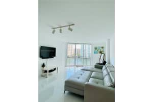 325 S Biscayne Blvd #717, Miami, FL 33131, - MLS#A11997833