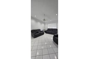 10001 Sw 218th St Cutler Bay, FL 33190 - MLS#A11997855