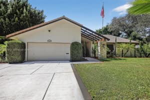 8860 Sw 49th Ct, Cooper City 8860 Sw 49th Ct, Cooper City