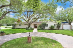 8300 Sw 158th St, Palmetto Bay