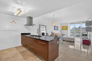 495 Brickell Ave APT 2807, Miami, FL 33131, - MLS#A11997884