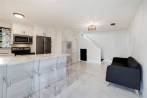 2801 Sw 106th Ave 2801 Miami, FL 33165 - MLS#A11997920