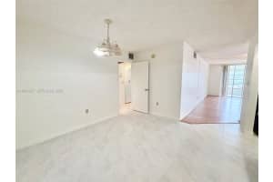 7300 NW 17th St APT 216, Plantation, FL 33313, - MLS#A11997927