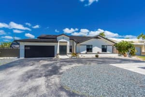 8611 Sw 82nd Ter, Miami