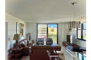 651 Okeechobee Blvd 811, West Palm Beach