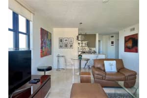 651 Okeechobee Blvd APT 811, West Palm Beach, FL 33401, - MLS#A11998015