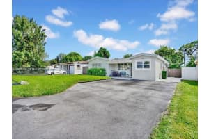 6930 SW 12th St, Pembroke Pines, FL 33023, - MLS#A11998026