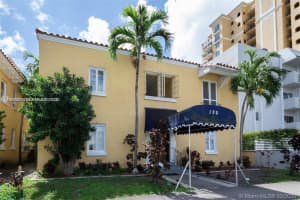 126 Mendoza Ave APT 9, Coral Gables, FL 33134, - MLS#A11998047