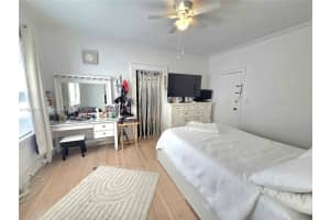 126 Mendoza Ave APT 9, Coral Gables, FL 33134, - MLS#A11998047