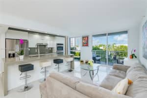 1688 West Ave 305, Miami Beach