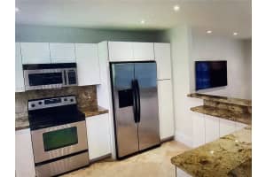 10900 SW 107th Ave, Miami, FL 33176, - MLS#A11998062