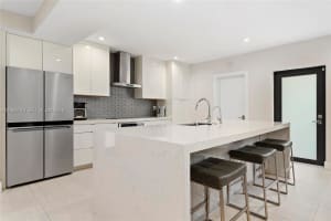 3141 N Bay Rd Miami Beach, FL 33140 - MLS#A11998110