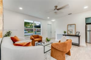 1164 NW 45th Ave, Lauderhill, FL 33313, - MLS#A11998154