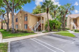 1139 Coral Club Dr 1139, Coral Springs