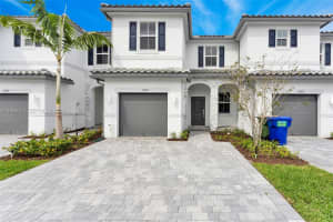 11925 NW 46th St, Coral Springs, FL 33076, - MLS#A11998175