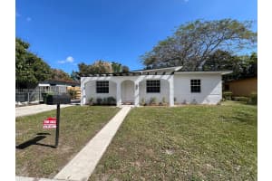 MLS# A11998190, North Miami, Florida 33168