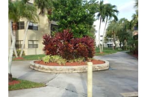 220 Lakeview Dr 301 Weston, FL 33326 - MLS#A11998202
