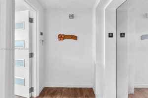 3801 Collins Ave 806 Miami Beach, FL 33140 - MLS#A11998238