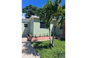 538 W 1st St, West Palm Beach, FL 33404, - MLS#A11998250