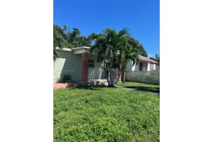 538 W 1st St, West Palm Beach, FL 33404, - MLS#A11998250