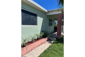 538 W 1st St, West Palm Beach, FL 33404, - MLS#A11998250