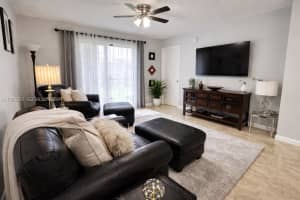 7269 Golf Colony Ct APT 202, Greenacres, FL 33467, - MLS#A11998258