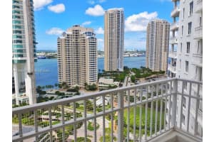 701 Brickell Key Blvd 2306, Miami