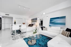 475 Brickell Ave APT 3310, Miami, FL 33131, - MLS#A11998285
