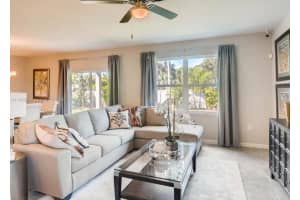 1109 Colonnade Palm Bay, FL 32909 - MLS#A11998304