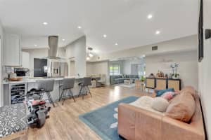 3043 Hayes St, Hollywood, FL 33021, - MLS#A11998315